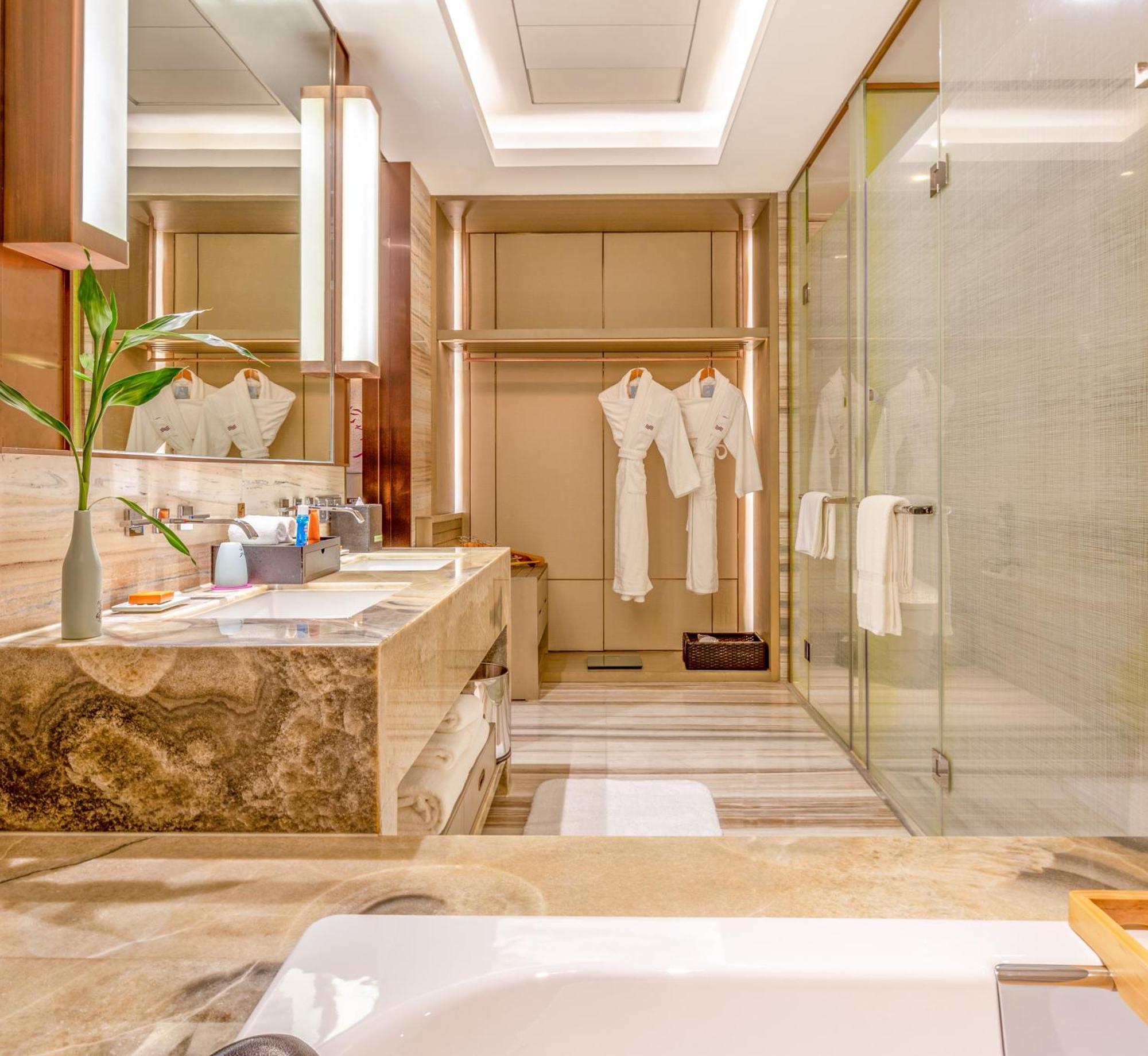 Hotel Crowne Plaza Yibin By Ihg Exterior foto