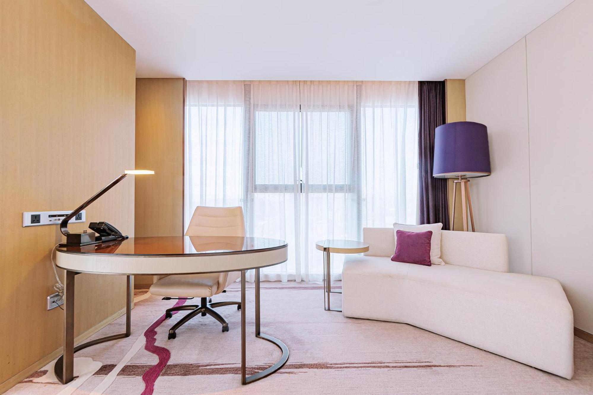 Hotel Crowne Plaza Yibin By Ihg Exterior foto